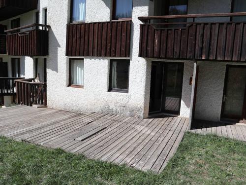 Studio skis aux pieds, 4 pers, Les Orres, terr. sud - FR-1-322-535