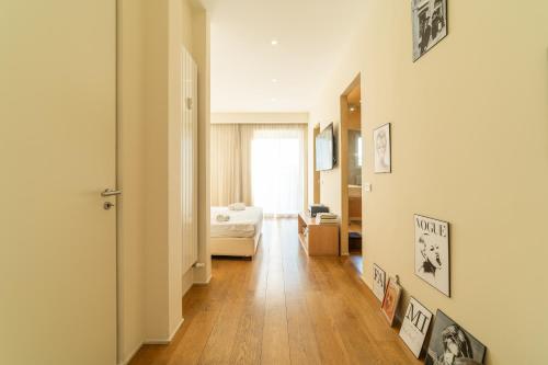 A bed or beds in a room at Luxury Penthouse with Stunning View and Hammam