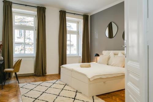 Cozy APT perfect for 4-6 TV Metro Self-Checkin