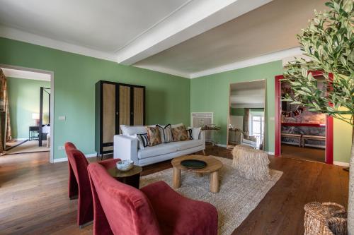 Bagutta Suites - The Couper