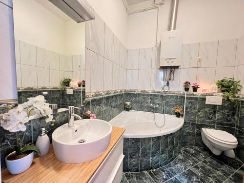 Apartment 3 in Kerepesi Street- City Center 1087 Budapest, 1 Kerepesi út kép - 3