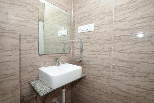 Ένα μπάνιο στο Hotel Royal Aqua