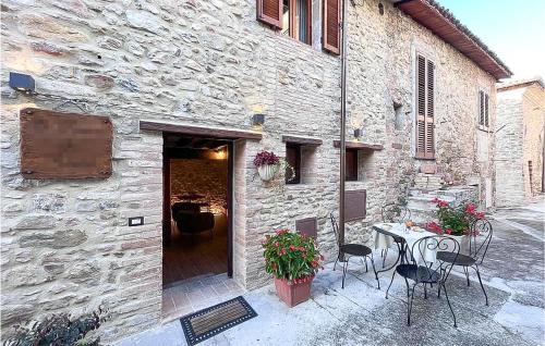 Stunning Apartment In Castel Ritaldi With Kitchen