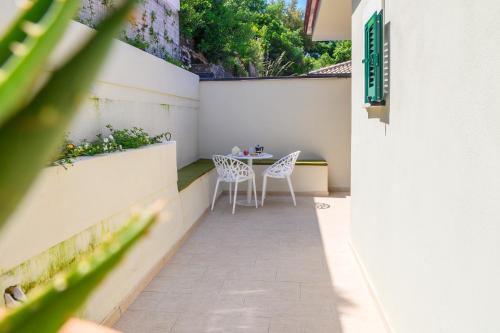 Gallery image of Magarella in Villammare