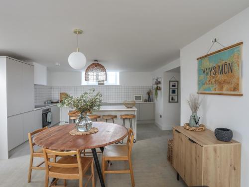 Dapur atau dapur kecil di Ysgol Fach Little School