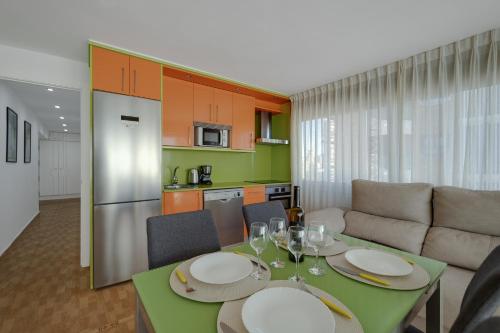 Frontline Panorama Penthouse Tormaraya Levante