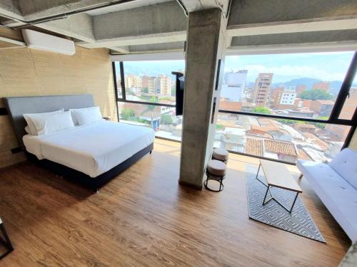 Una cama o camas en una habitación de Loft 43