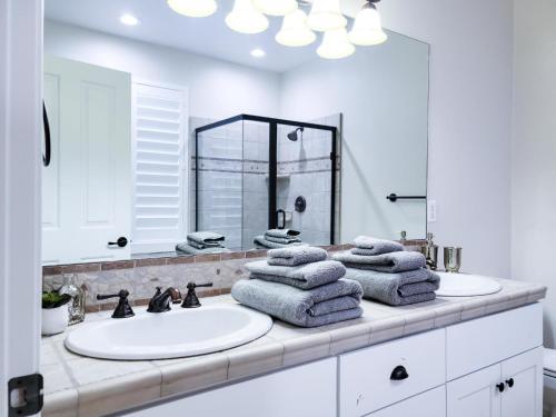 Koupelna v ubytování Experience the Majesty of Ogden Valley!!