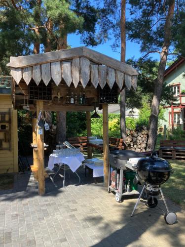 Un jardín fuera de Alexanderhaus, Pension und Restaurant