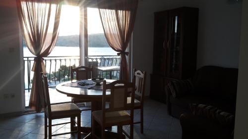 Gallery image of Apartments Kate in Nečujam