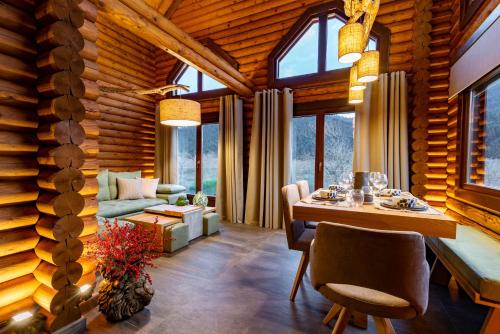 Φωτογραφία από το άλμπουμ του Evritos Villas & Suites with pool στο Καρπενήσι