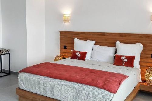 Ένα ή περισσότερα κρεβάτια σε δωμάτιο στο 7 bedrooms Villa, Nestled in the heights of Anse Marcel, one of the most discreet bays of the island.