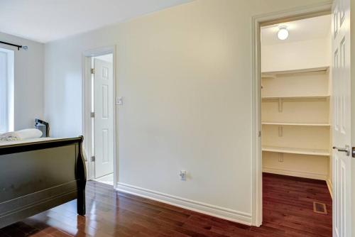 Gambar di galeri bagi Luxury Home In Castlemore Brampton di Brampton