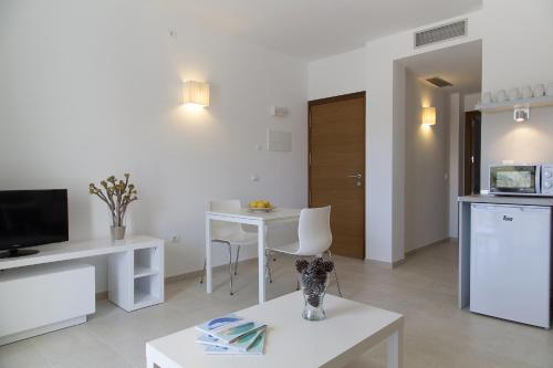 Apartamentos Proa - Emar Hotels Only Adults