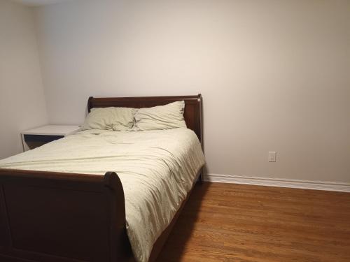 a quiet room – Photos 4
