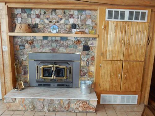 Φωτογραφία από το άλμπουμ του Wapiti Retreat at 22 West Cabins and Recreation σε Walden