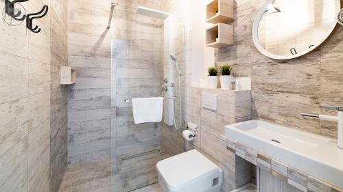 Ένα μπάνιο στο Apartamenty Good Time - Malownicze Osiedle Podgórze