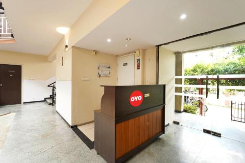 TV a/nebo společenská místnost v ubytování Super Hotel O Indra Suites