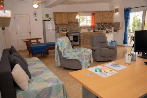 Η κουζίνα ή μικρή κουζίνα στο Villa Caribe