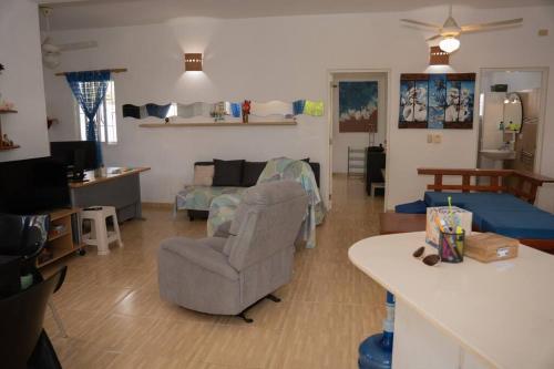Χώρος καθιστικού στο Villa Caribe