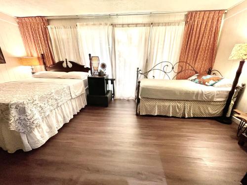 Un ou plusieurs lits dans un hébergement de l'établissement Shaka Shak Guest House