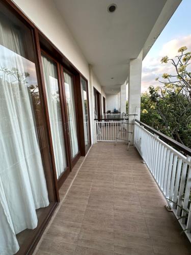 Μπαλκόνι ή βεράντα στο Diuma residence yoga meditation retreat and healing Center