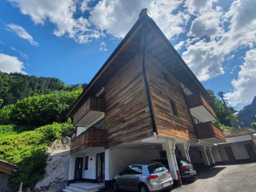 Top holiday apartment in alpine style in Finkenberg