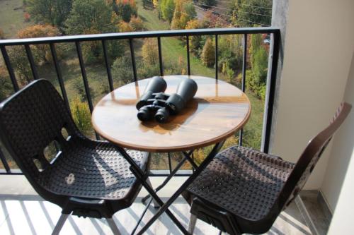 Balkón nebo terasa v ubytování Цахкадзор кечи аус Уютное студио с видом на лес - Cozy studio with stunning forest views