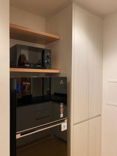Η κουζίνα ή μικρή κουζίνα στο 1BR The Charming Branz by lalerooms CLOSE TO ICE find us on ig lalerooms