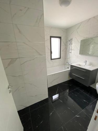 Photo de la galerie de l'établissement Brest Kerlinou proche thales ifremer enib imt atlantique, à Brest