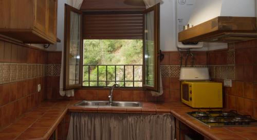 Dapur atau dapur kecil di Casa rural Molino Jaraiz
