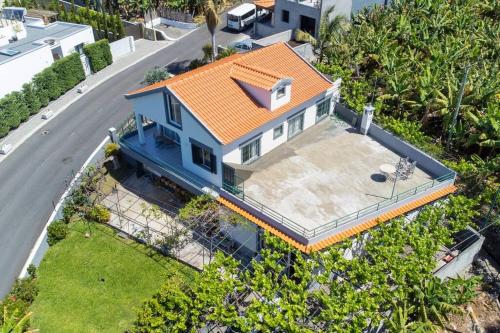 Bernarda's House by GALMI
