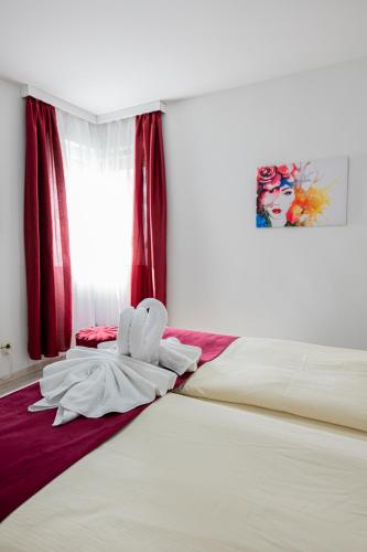 Postel nebo postele na pokoji v ubytování Hidden Gem