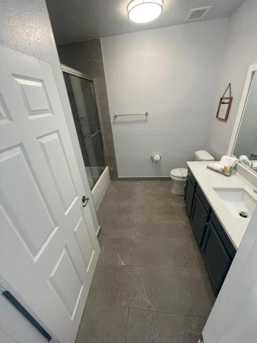 15 minutes way from Disney Condo Resort Pool Sleeps 10 photo 29