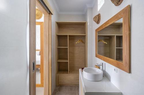 Koupelna v ubytování Aditya Villa