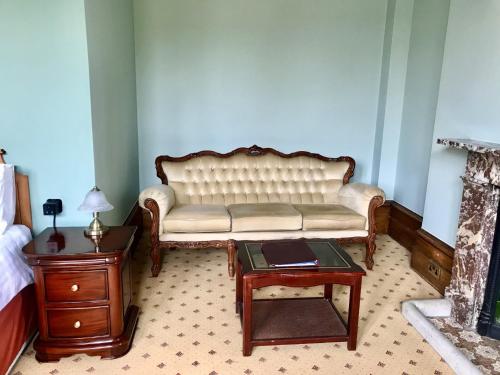 Χώρος καθιστικού στο Purbeck House Hotel & Louisa Lodge