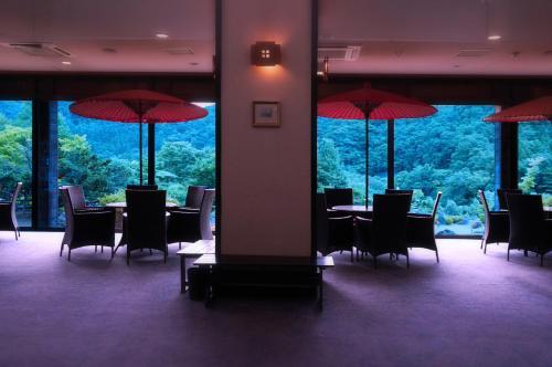 Posezení v ubytování Sannouzan Onsen Zuisenkyo