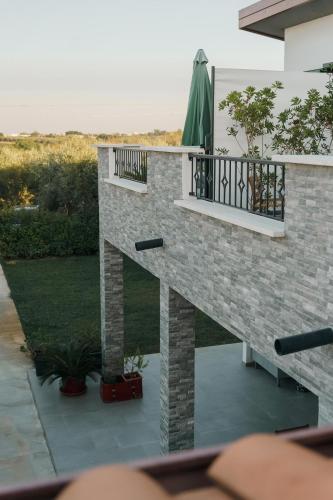 Balkoni atau teres di Tana del Riccio