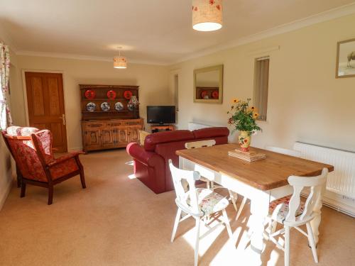 Hill Top Cottage – Photos 3