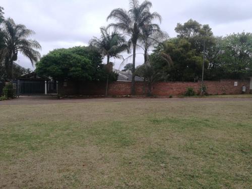 Jardín al aire libre en Park guesthouse