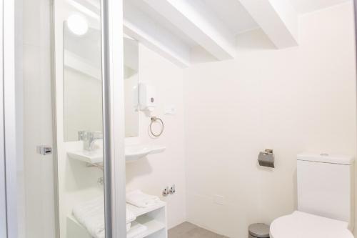 Kúpeľňa v ubytovaní Apartamentos Tito San Nicolas
