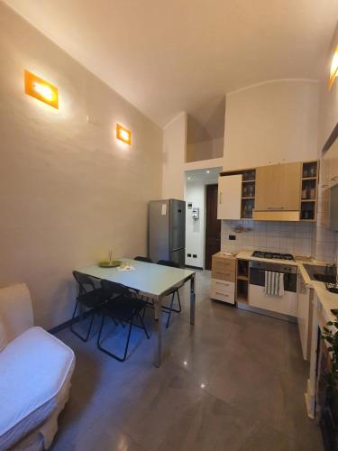 (TO)URISM HOUSE – Photos 5