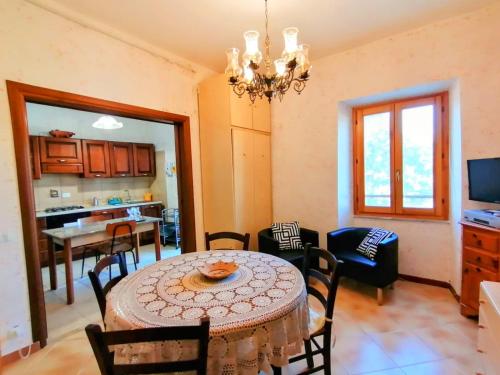 Μια τηλεόραση ή/και κέντρο ψυχαγωγίας στο La Casa in Piazza