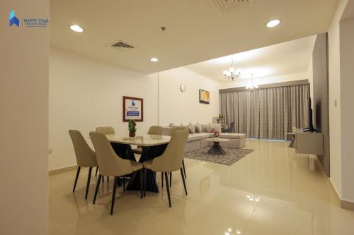 Fotografie z fotogalerie ubytování Stylish 2BR Suite Near MOE v Dubaji