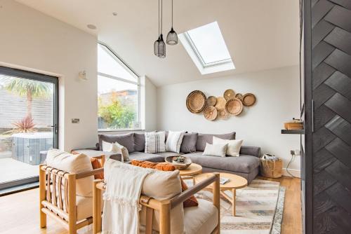 Little Beach House by Bloom Stays