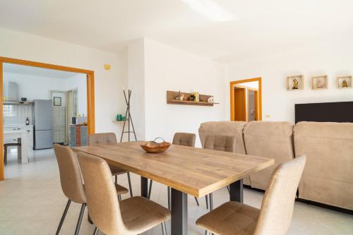 Costa Holiday Home – Photos 5