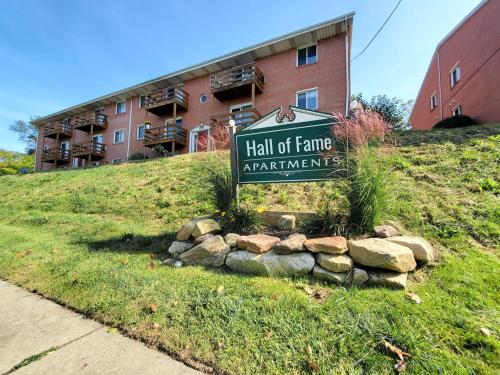 Gallery image of Newly Renovated Unit By The Football Hall Of Fame in Canton