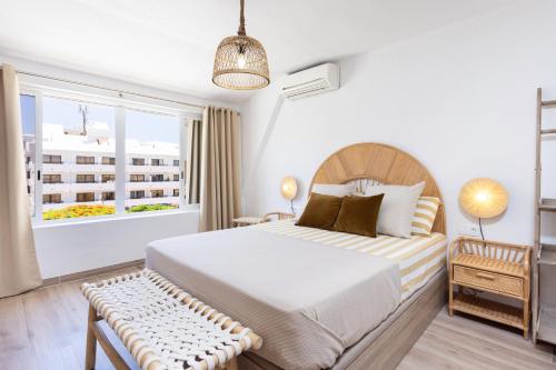 Design house 150m from Las Vistas Beach