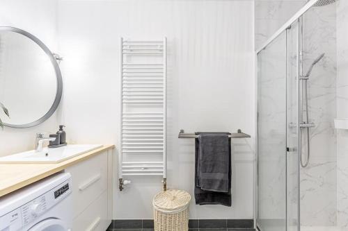 Ένα μπάνιο στο LA BELLE ROSE - Appartement 4 personnes proche gare Bordeaux