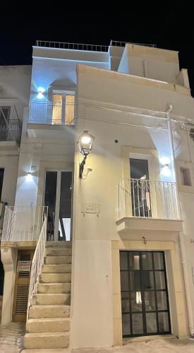 Edificio en el que se encuentra el hostal o pensión